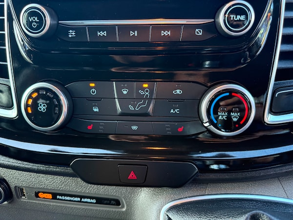 Used Ford Transit Custom 2019 for sale - 75185756: Photo 19