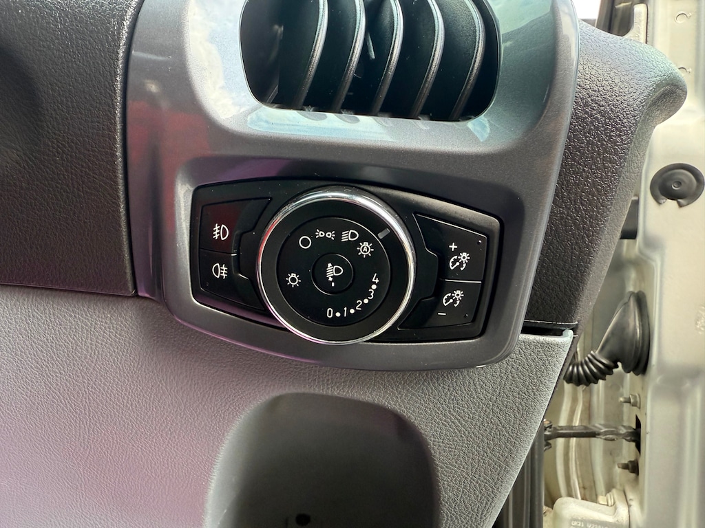 Used Ford Transit Custom 2017 for sale - 76003807: Photo 18