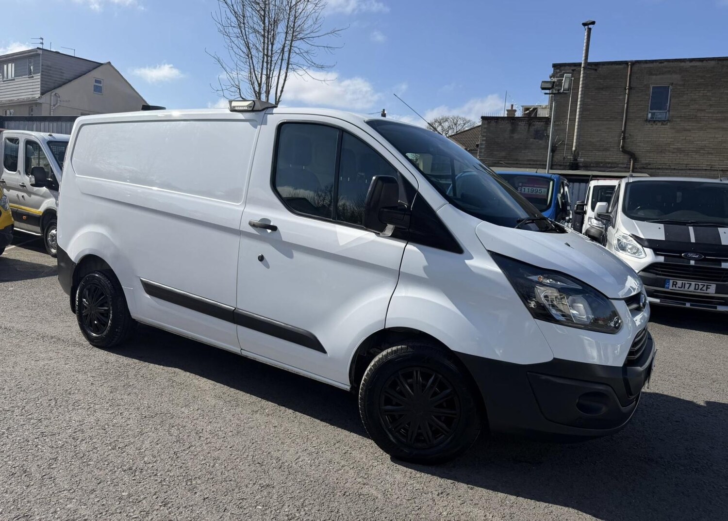 Used Ford Transit Custom 2018 for sale - 77969052: Photo 3