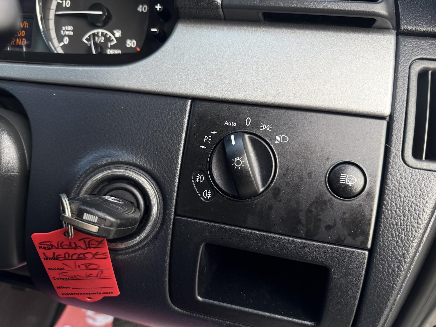 Used Mercedes-Benz Vito 2014 for sale - 76960685: Photo 20