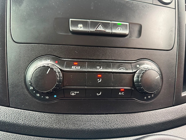 Used Mercedes-Benz Vito 2018 for sale - 76290132: Photo 23