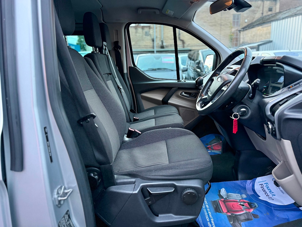 Used Ford Tourneo Custom 2014 for sale - 76355308: Photo 15
