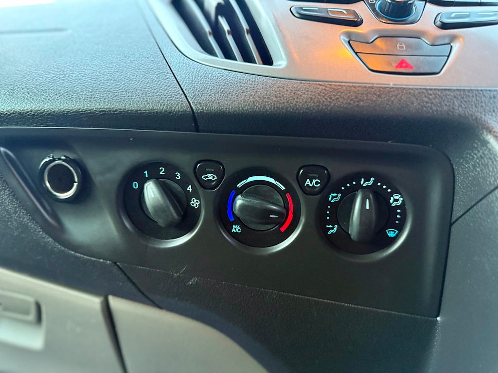 Used Ford Tourneo Custom 2014 for sale - 76355308: Photo 18