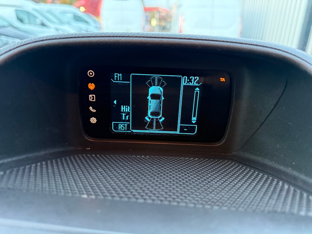 Used Ford Tourneo Custom 2014 for sale - 76355308: Photo 20