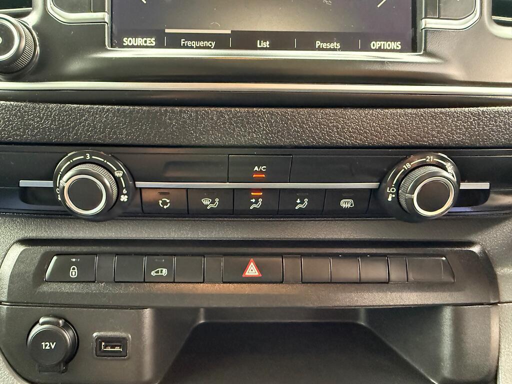 Used Vauxhall Vivaro 2020 for sale - 76750298: Photo 17