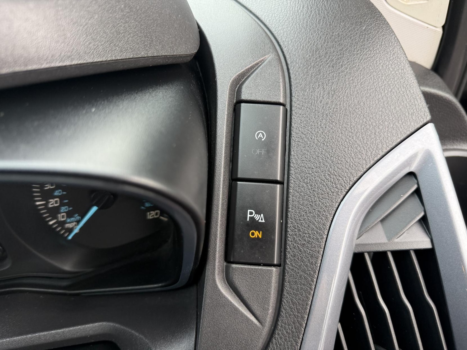 Used Ford Tourneo Custom 2015 for sale - 77173543: Photo 20