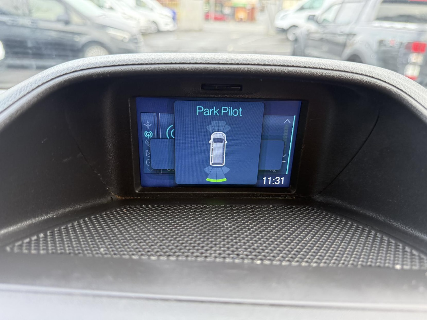 Used Ford Tourneo Custom 2015 for sale - 77173543: Photo 24