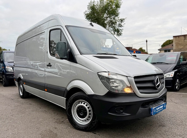 Used Mercedes-Benz Sprinter 2017 for sale - 76322115: Photo 1