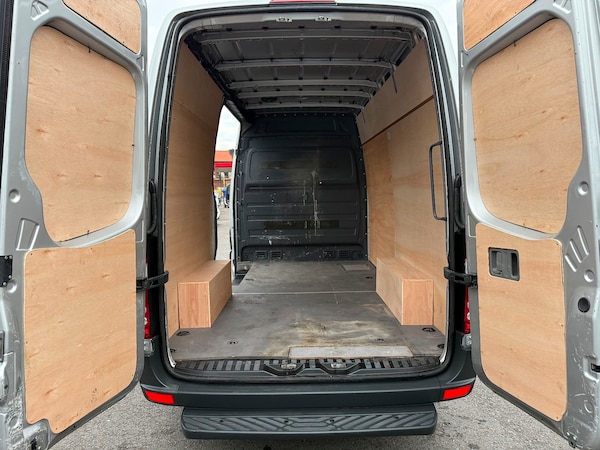 Used Mercedes-Benz Sprinter 2017 for sale - 76322115: Photo 9
