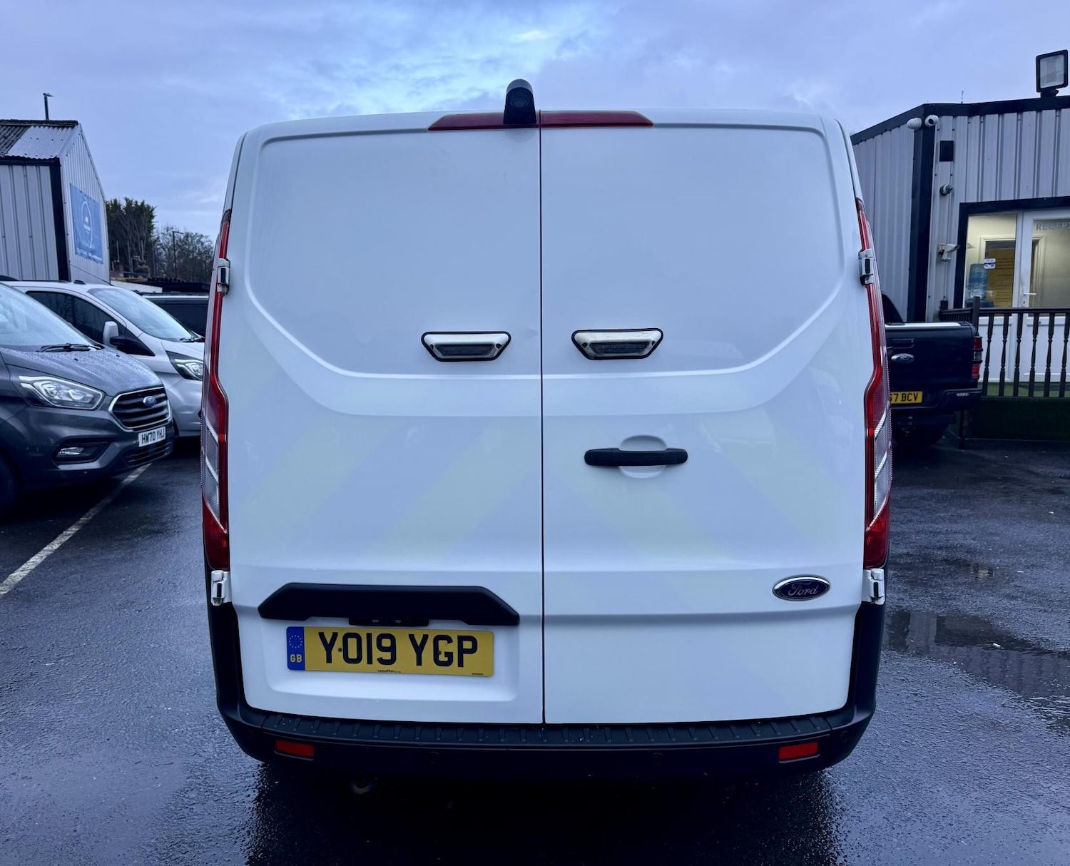 Used Ford Transit Custom 2019 for sale - 77307156: Photo 4