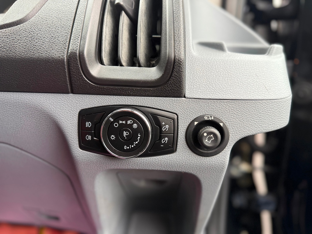 Used Ford Transit 2019 for sale - 76563947: Photo 19