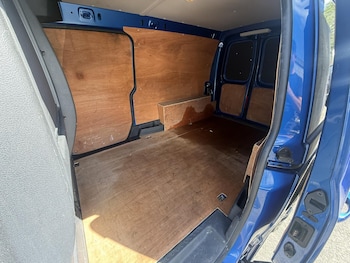 Used Volkswagen Caddy 2015 for sale - 79124711: Photo