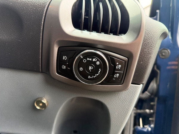 Used Ford Transit Custom 2013 for sale - 76285644: Photo 21