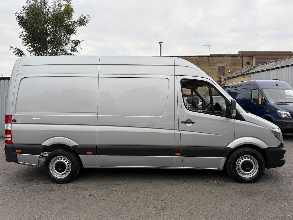 Used Mercedes-Benz Sprinter 2017 for sale - 76750309: Photo 2