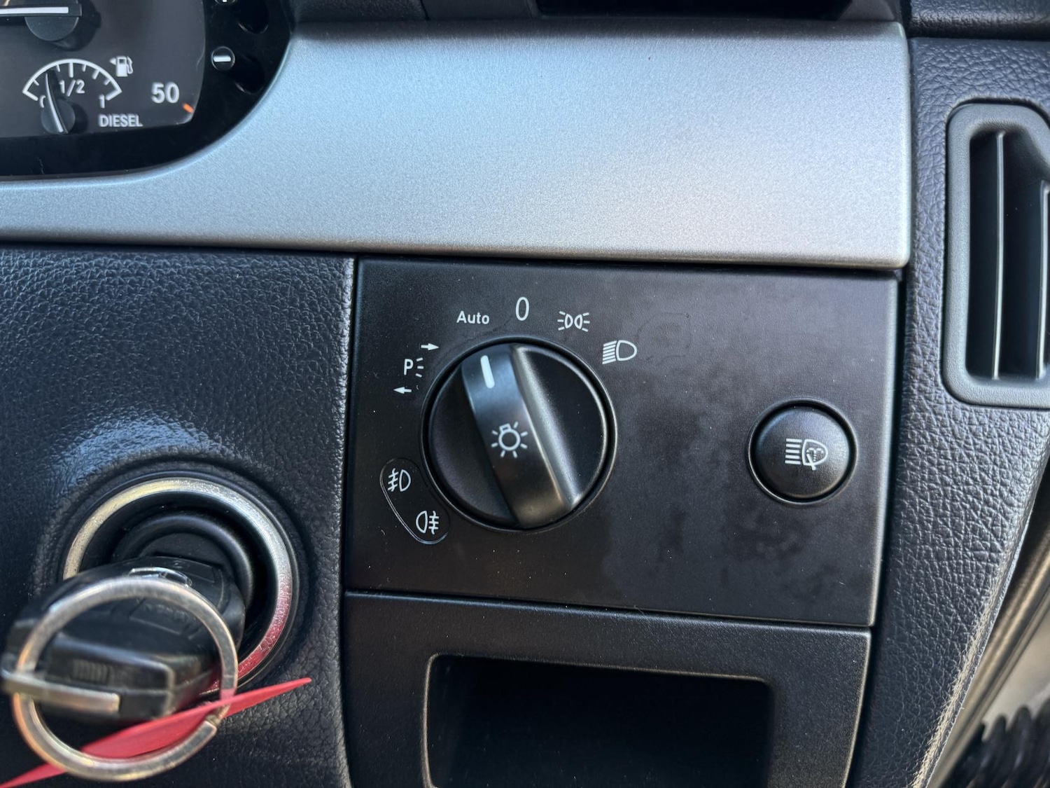 Used Mercedes-Benz Vito 2012 for sale - 76796734: Photo 38