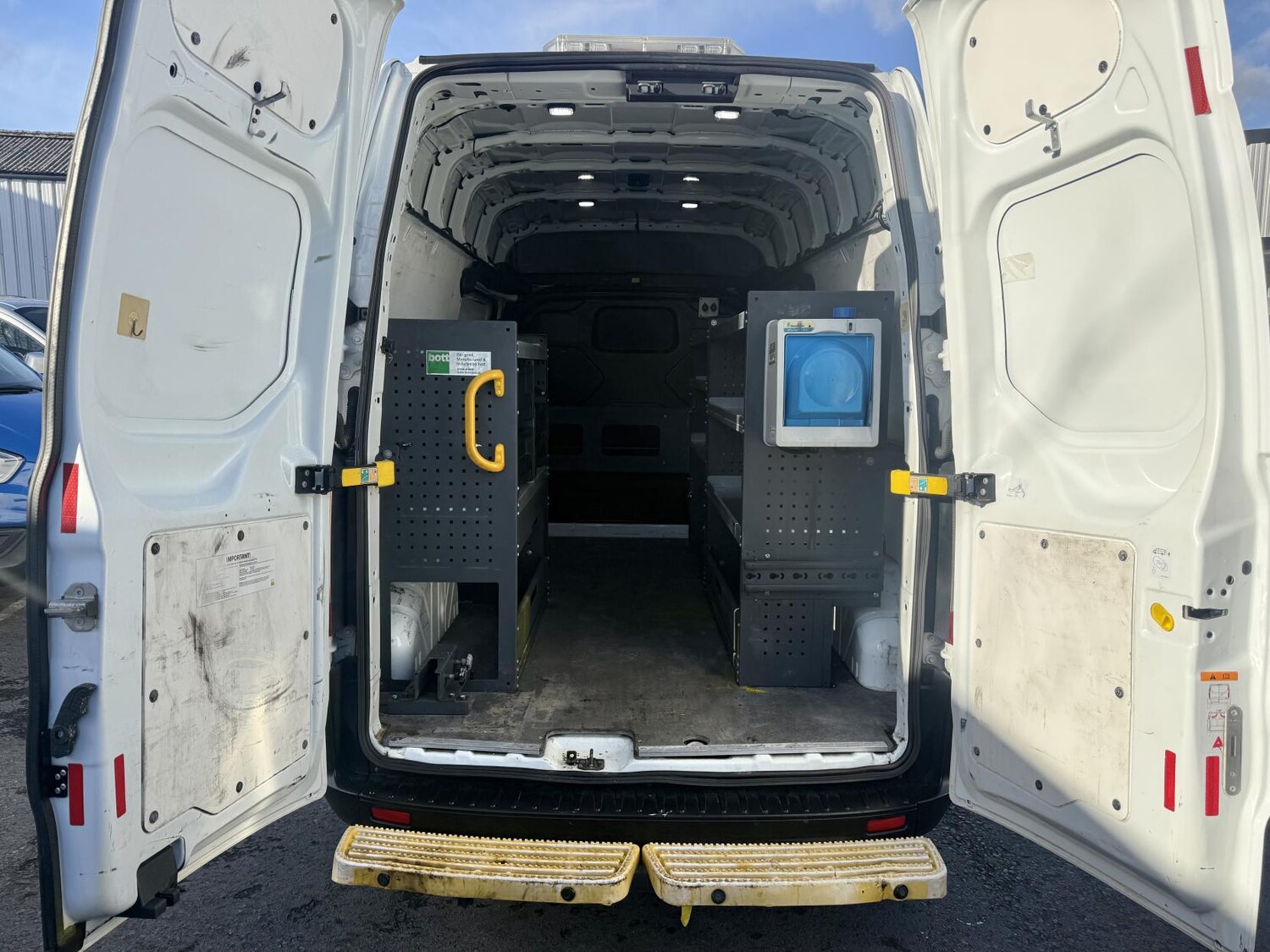 Used Ford Transit Custom 2019 for sale - 78055388: Photo 10