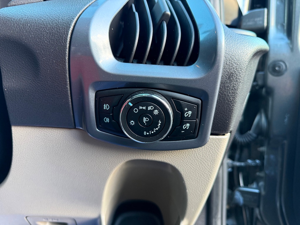 Used Ford Transit Custom 2015 for sale - 76366707: Photo 20