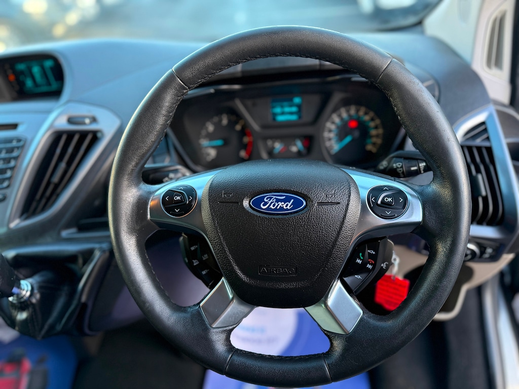 Used Ford Transit Custom 2015 for sale - 76366707: Photo 21