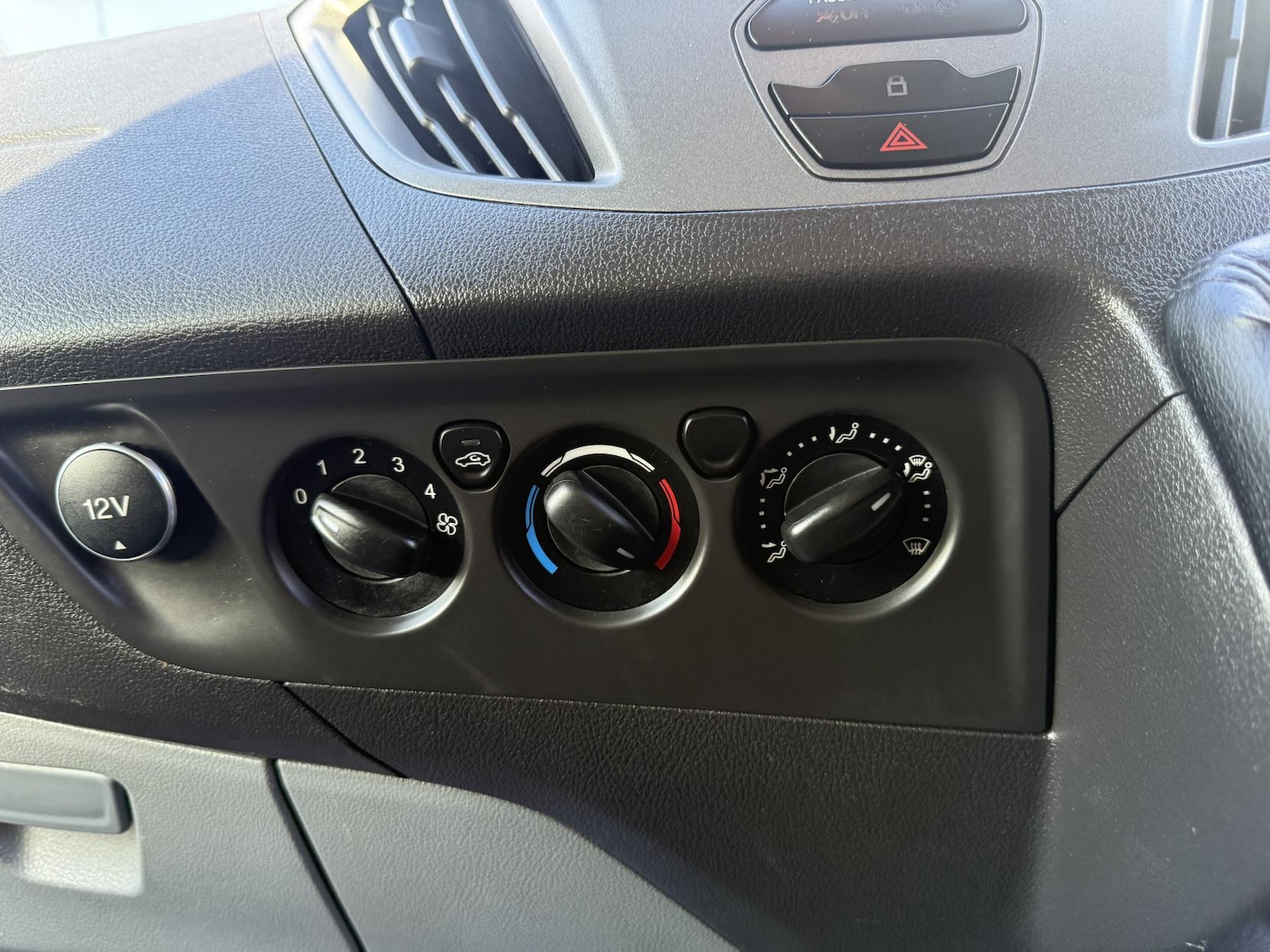 Used Ford Transit Custom 2016 for sale - 77770782: Photo 17