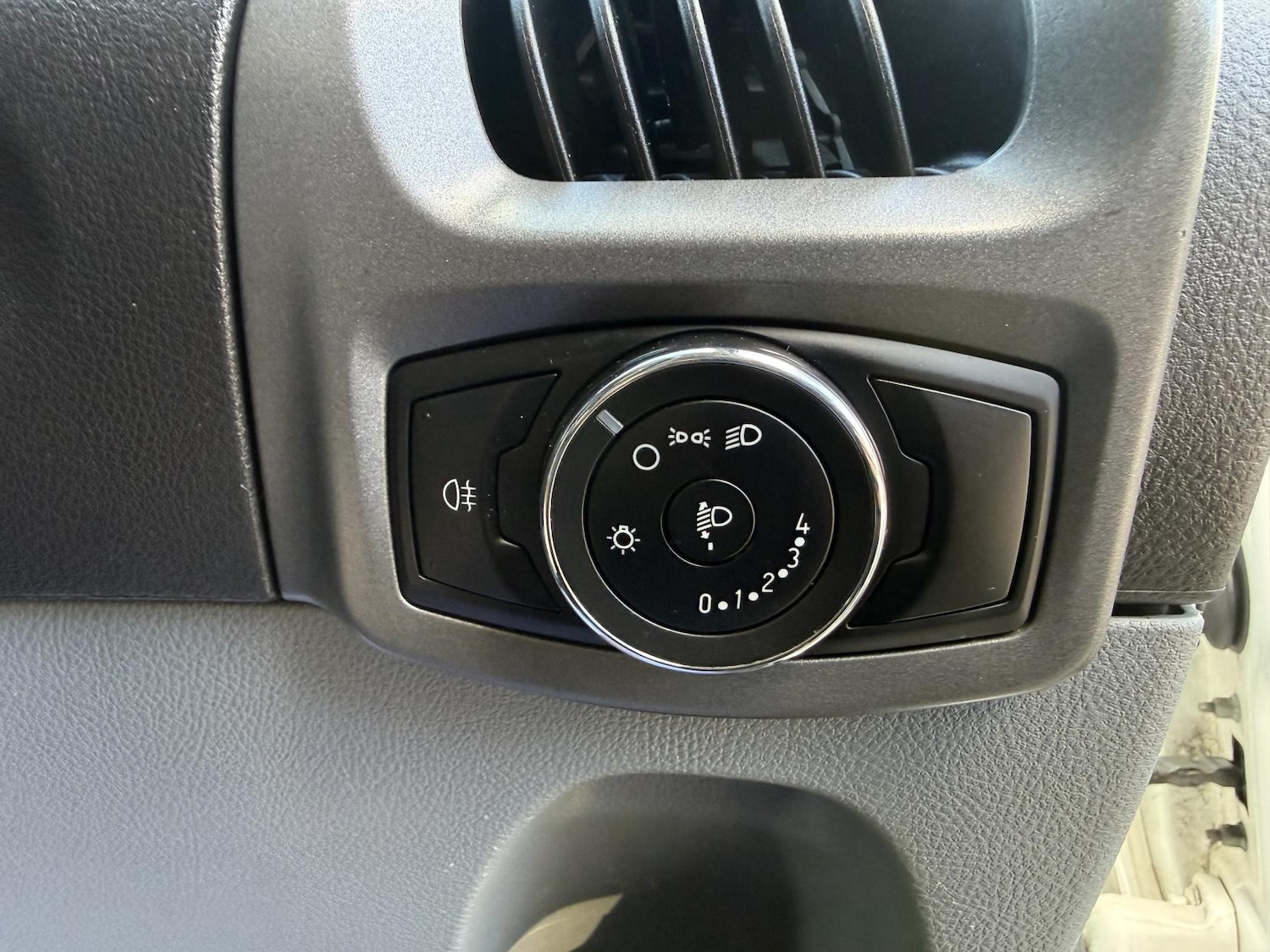 Used Ford Transit Custom 2016 for sale - 77770782: Photo 19