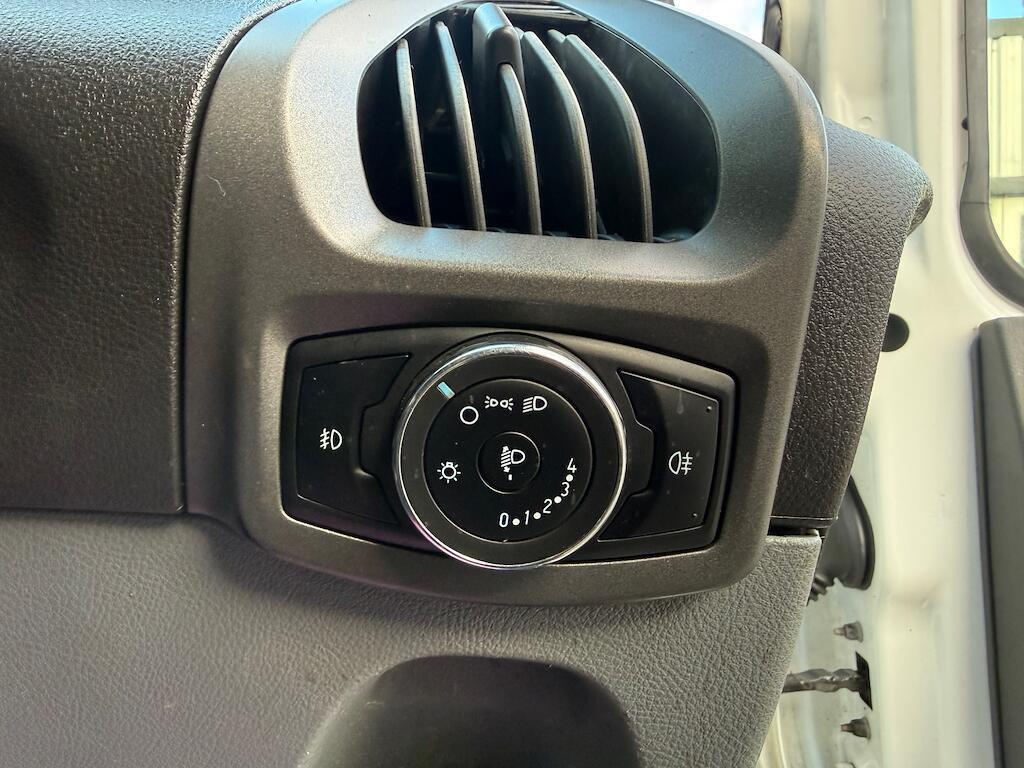 Used Ford Transit Custom 2017 for sale - 76750274: Photo 21