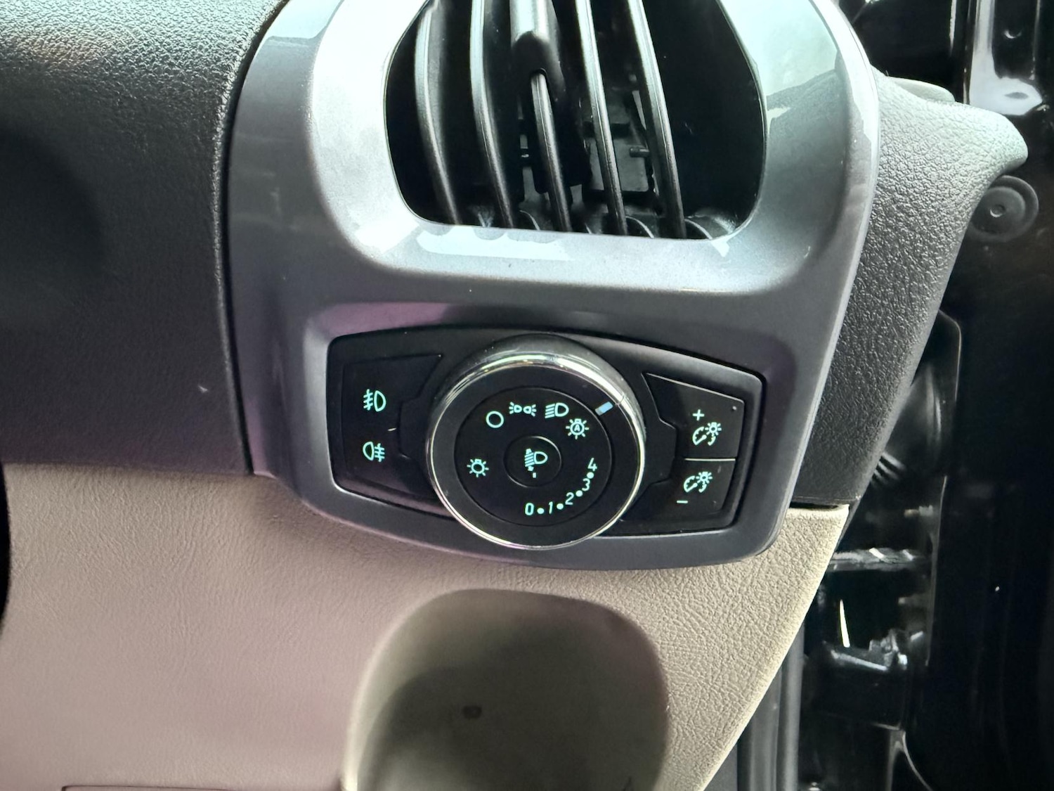 Used Ford Transit Custom 2017 for sale - 77073443: Photo 19