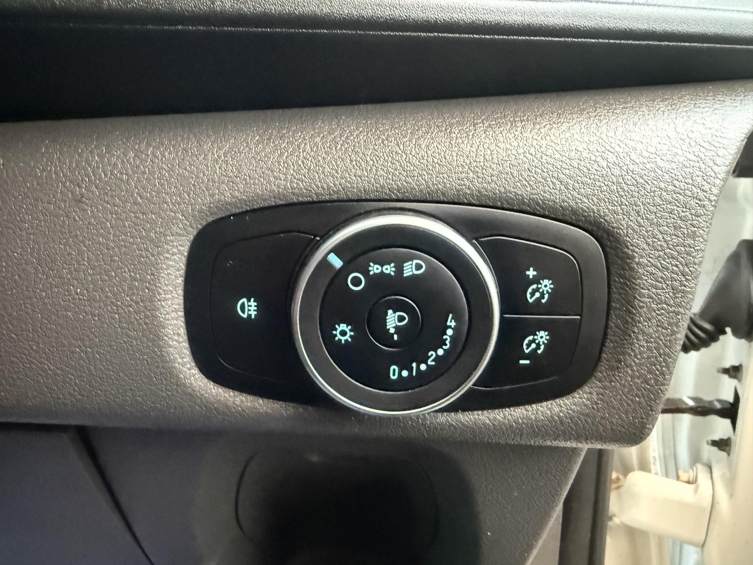 Used Ford Transit Custom 2018 for sale - 77242011: Photo 19