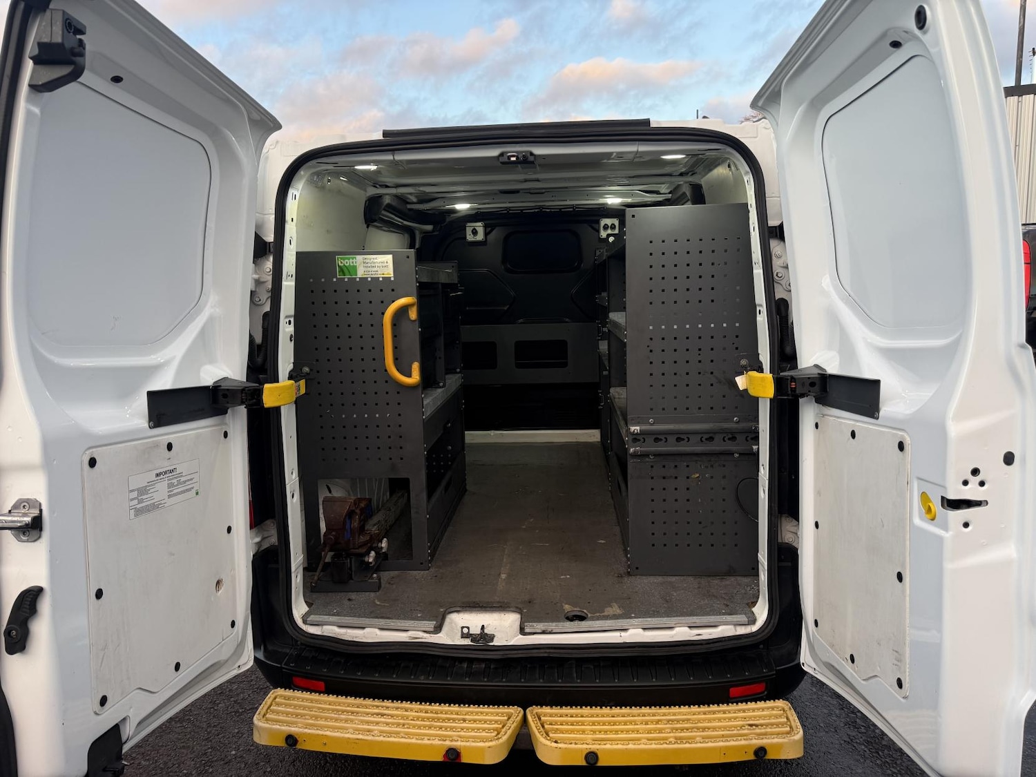 Used Ford Transit Custom 2018 for sale - 77242011: Photo 9