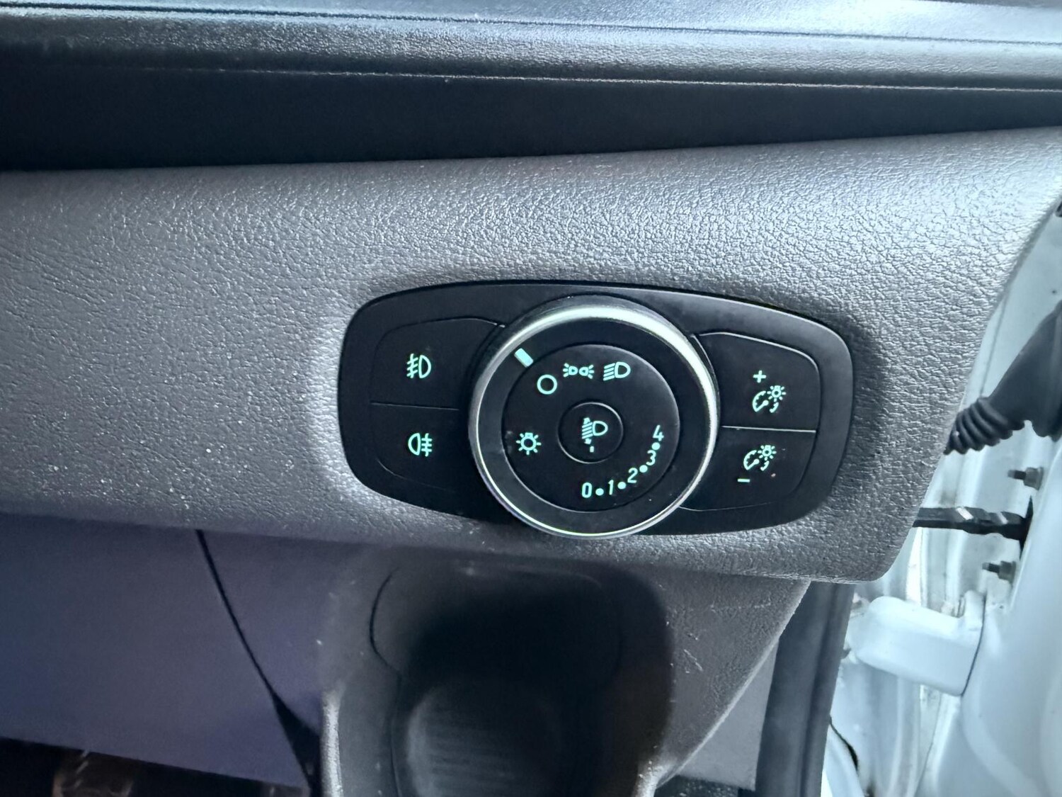 Used Ford Transit Custom 2019 for sale - 78055389: Photo 17