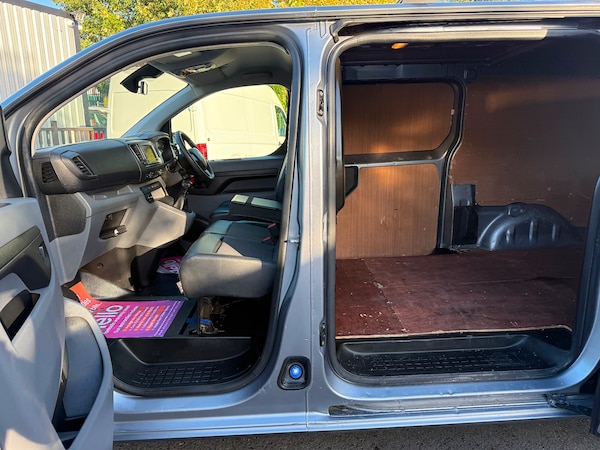 Used Vauxhall Vivaro 2020 for sale - 76217352: Photo 13