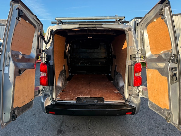 Used Vauxhall Vivaro 2020 for sale - 76217352: Photo 9