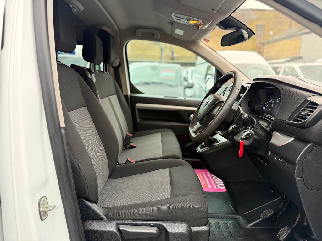Used Toyota PROACE CITY Verso 2018 for sale - 76315885: Photo 15