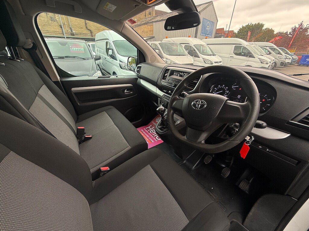 Used Toyota PROACE CITY Verso 2018 for sale - 76315885: Photo 21