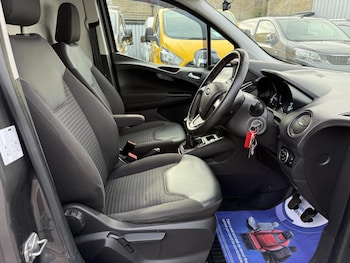 Used Ford Transit Courier 2018 for sale - 79154321: Photo