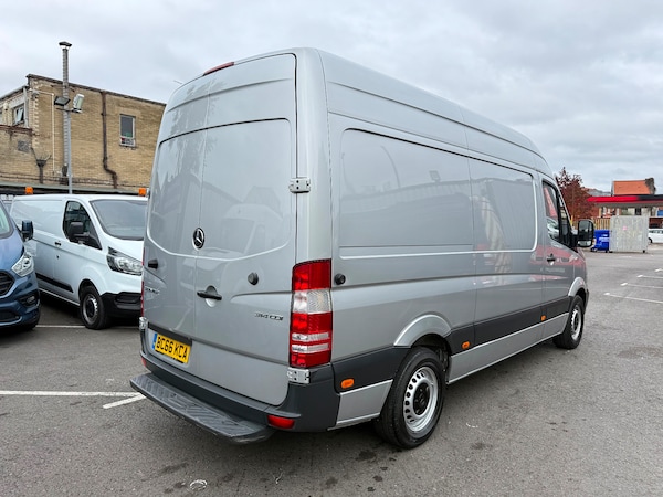 Used Mercedes-Benz Sprinter 2017 for sale - 76302537: Photo 3