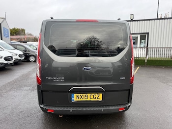Used Ford Tourneo Custom 2019 for sale - 76750294: Photo