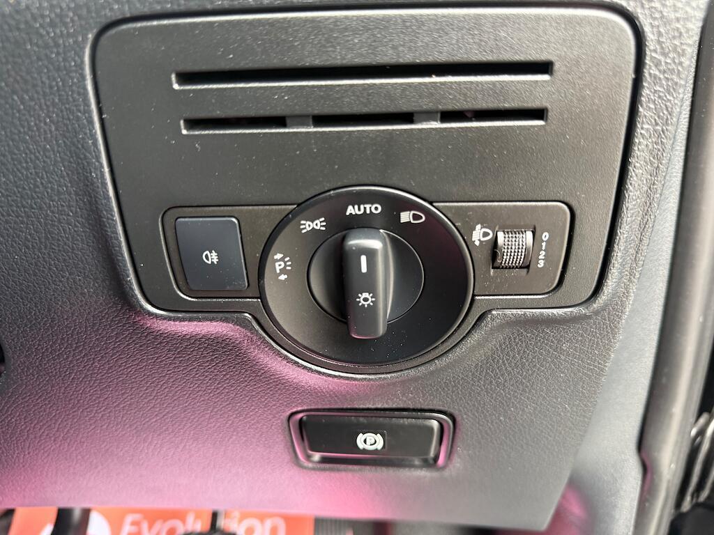 Used Mercedes-Benz Vito 2018 for sale - 76750311: Photo 26