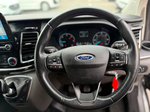 Used Ford Tourneo Custom 2019 for sale - 75476820: Photo 15