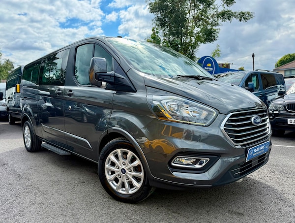 Used Ford Tourneo Custom 2019 for sale - 75476820: Photo 1