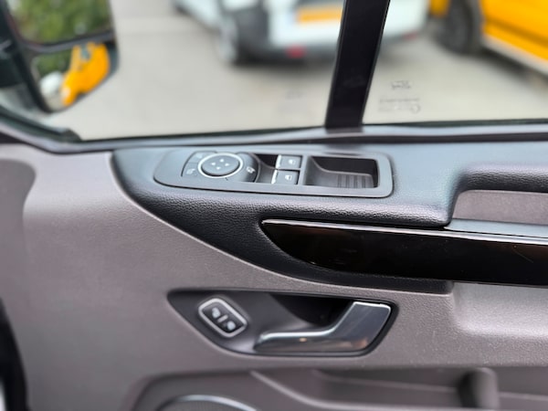 Used Ford Tourneo Custom 2019 for sale - 75476820: Photo 25