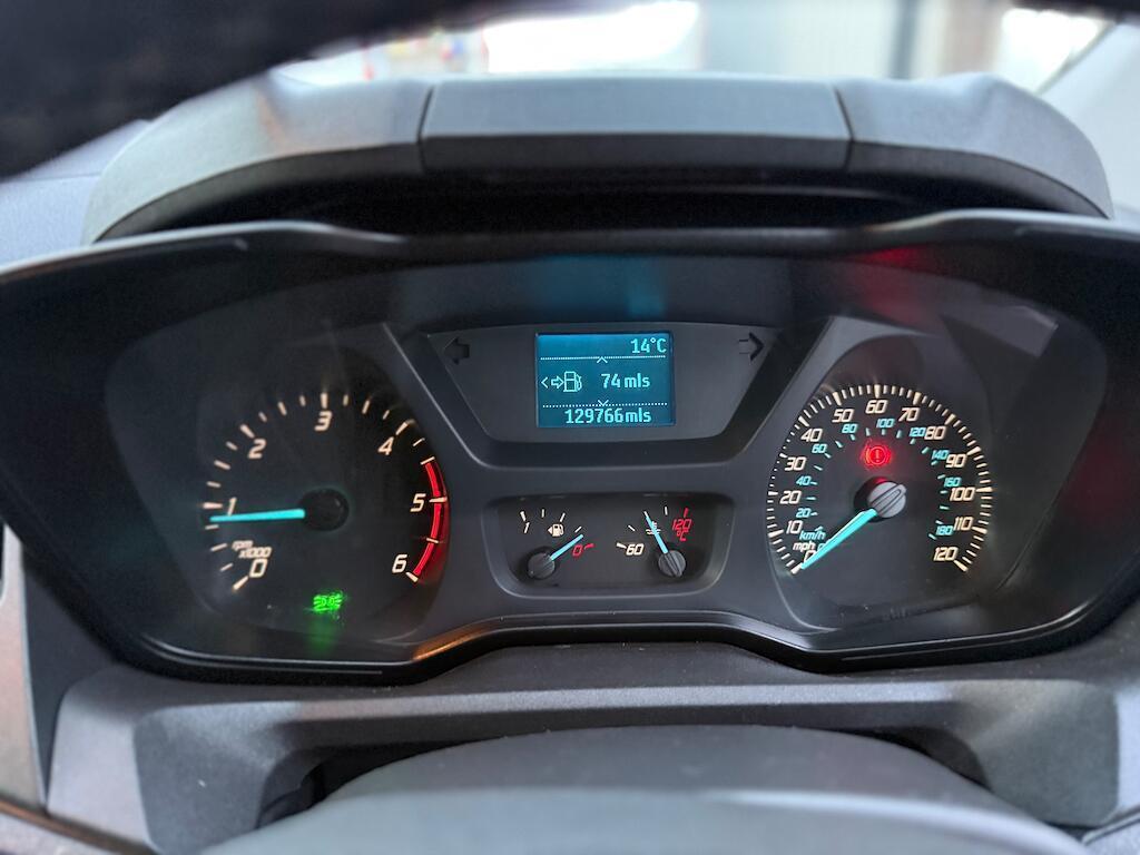 Used Ford Tourneo Custom 2014 for sale - 76750310: Photo 16