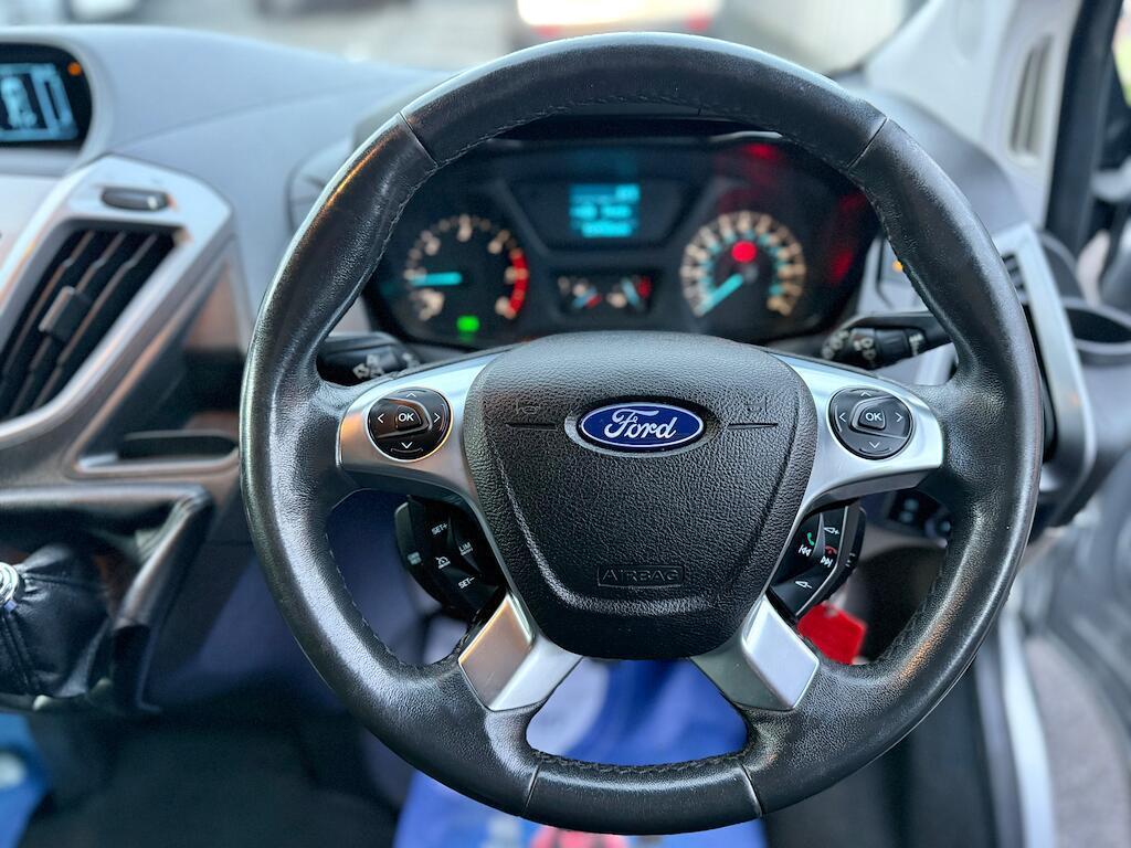 Used Ford Tourneo Custom 2014 for sale - 76750310: Photo 17