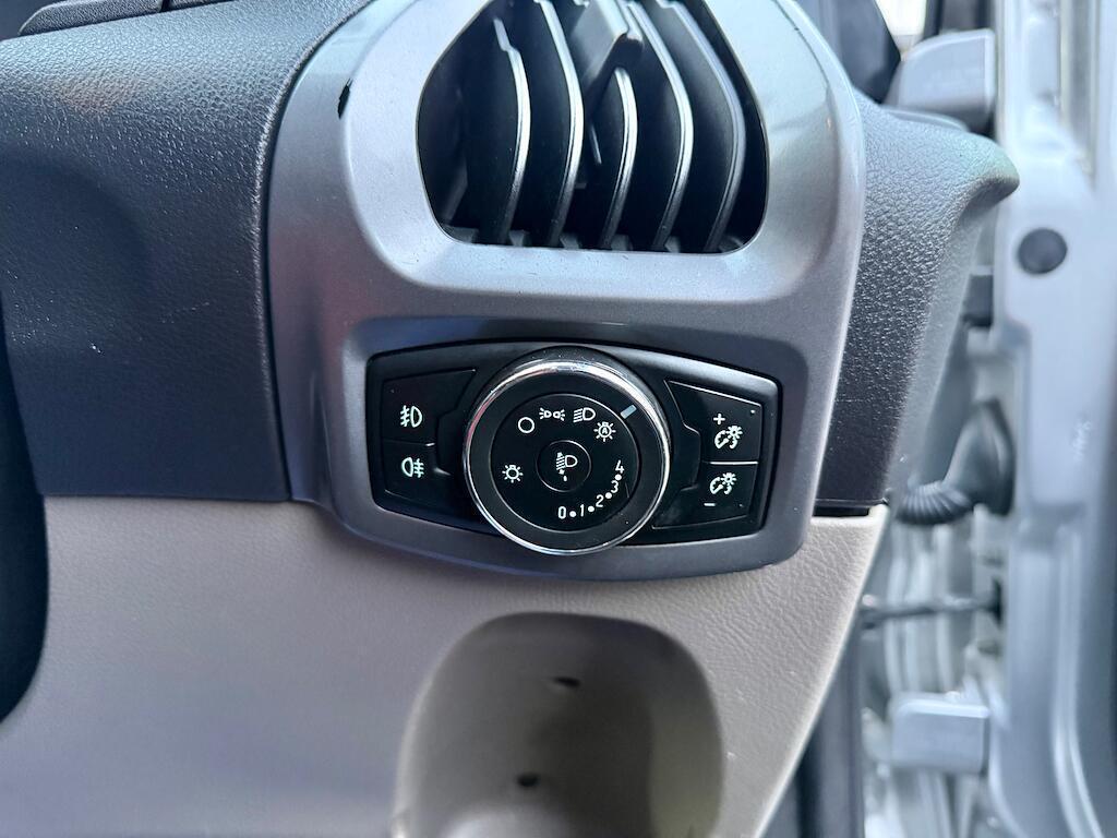 Used Ford Tourneo Custom 2014 for sale - 76750310: Photo 21