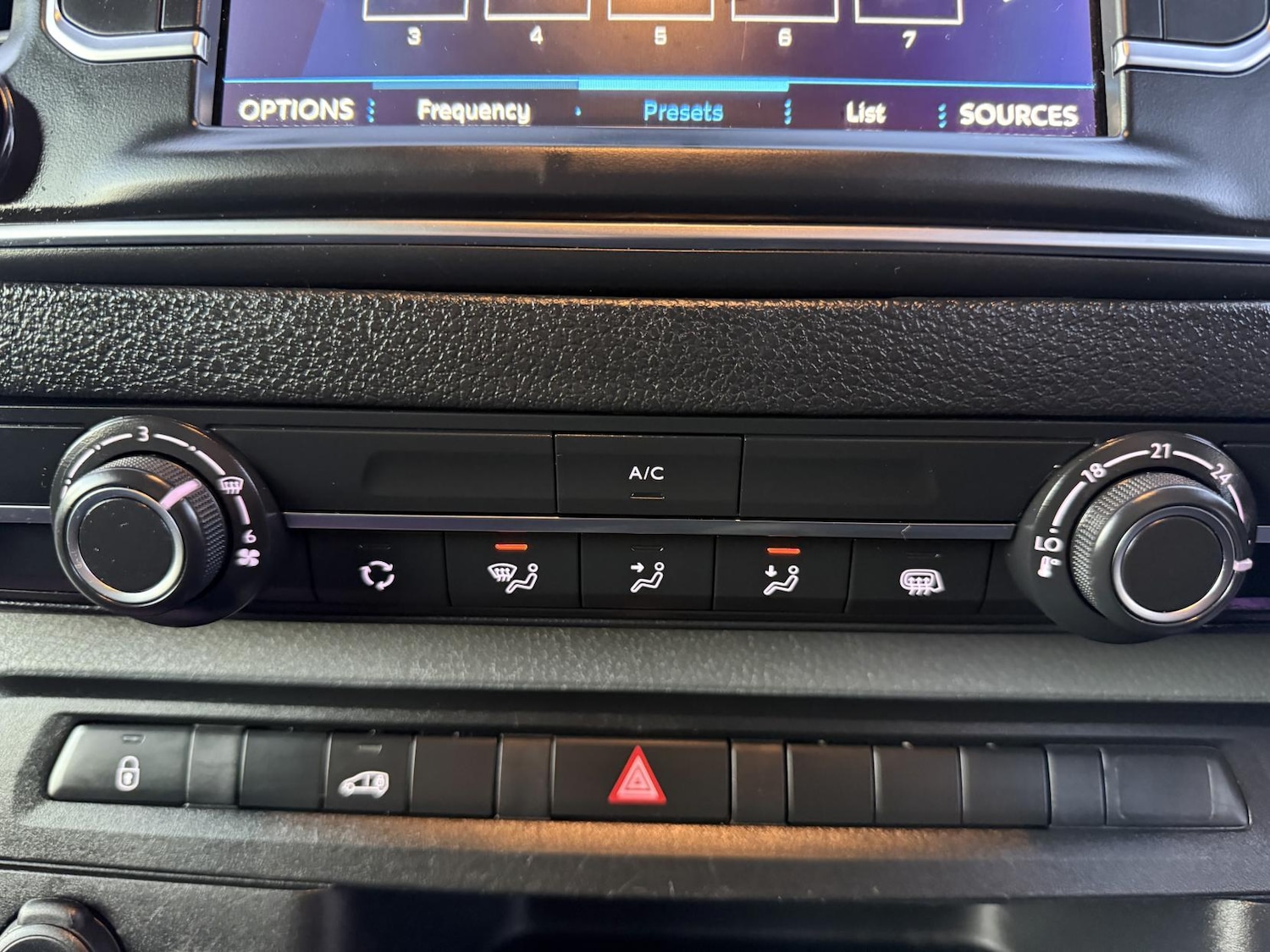 Used Peugeot Expert 2021 for sale - 77162456: Photo 13