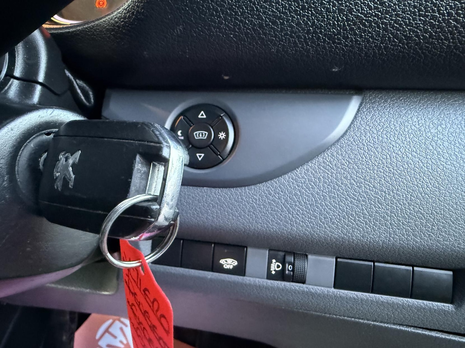 Used Peugeot Expert 2021 for sale - 77162456: Photo 21