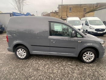 Used Volkswagen Caddy 2017 for sale - 77052160: Photo