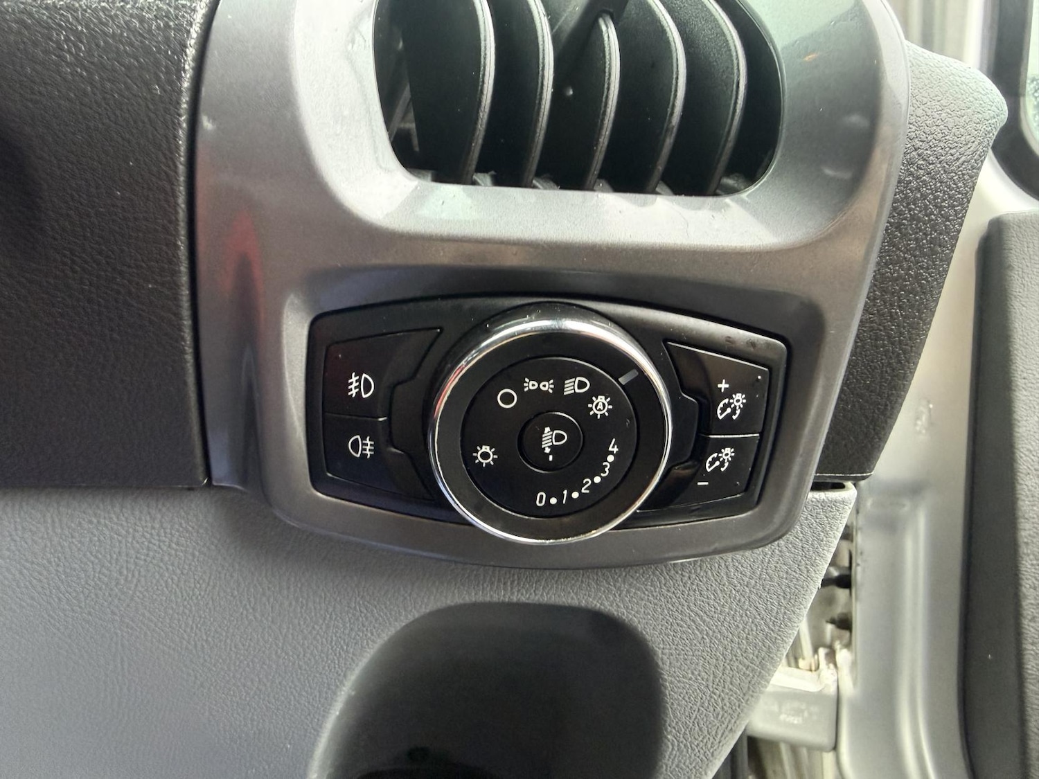 Used Ford Transit Custom 2017 for sale - 77277673: Photo 17