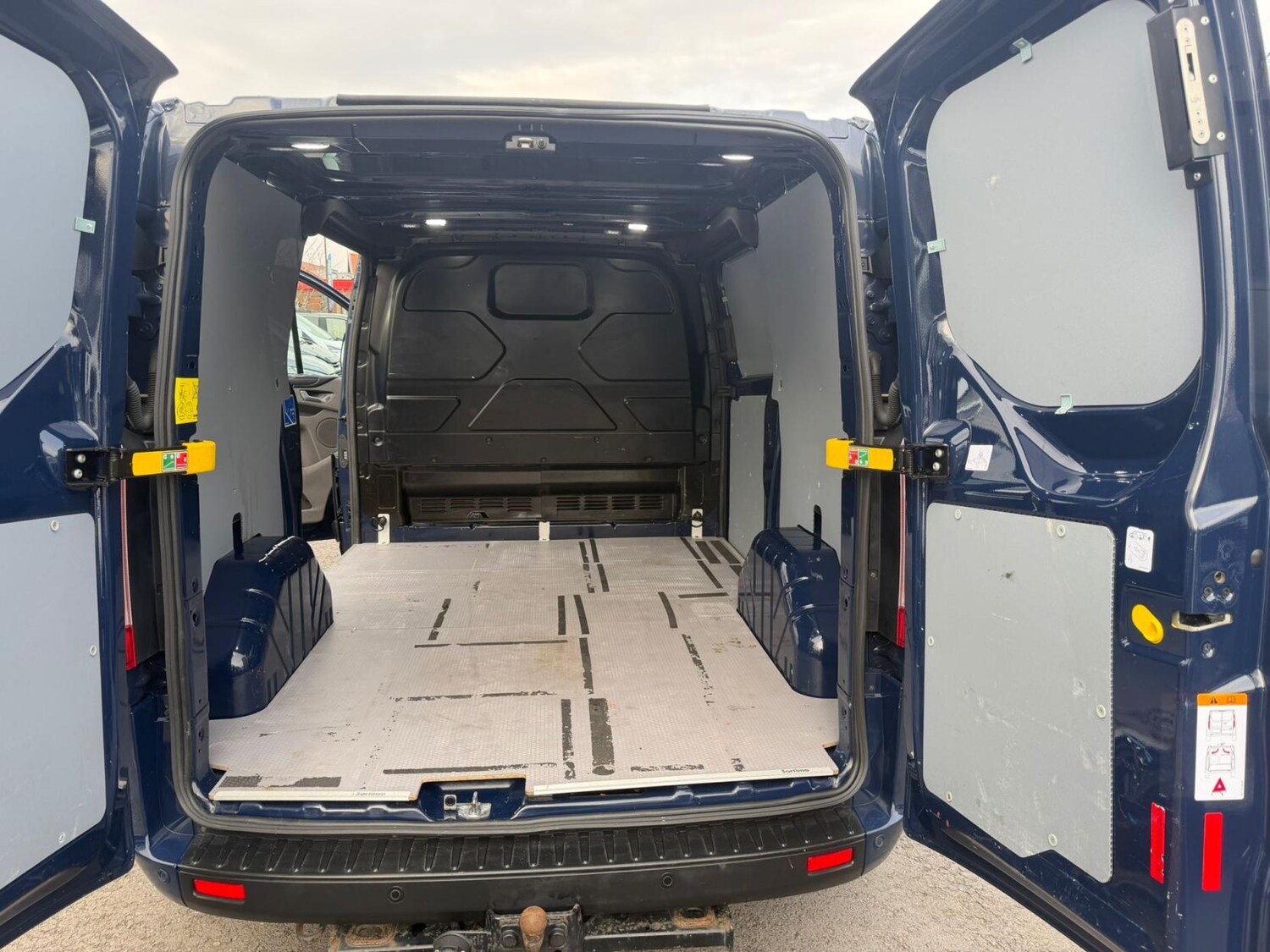 Used Ford Transit Custom 2019 for sale - 77799766: Photo 12