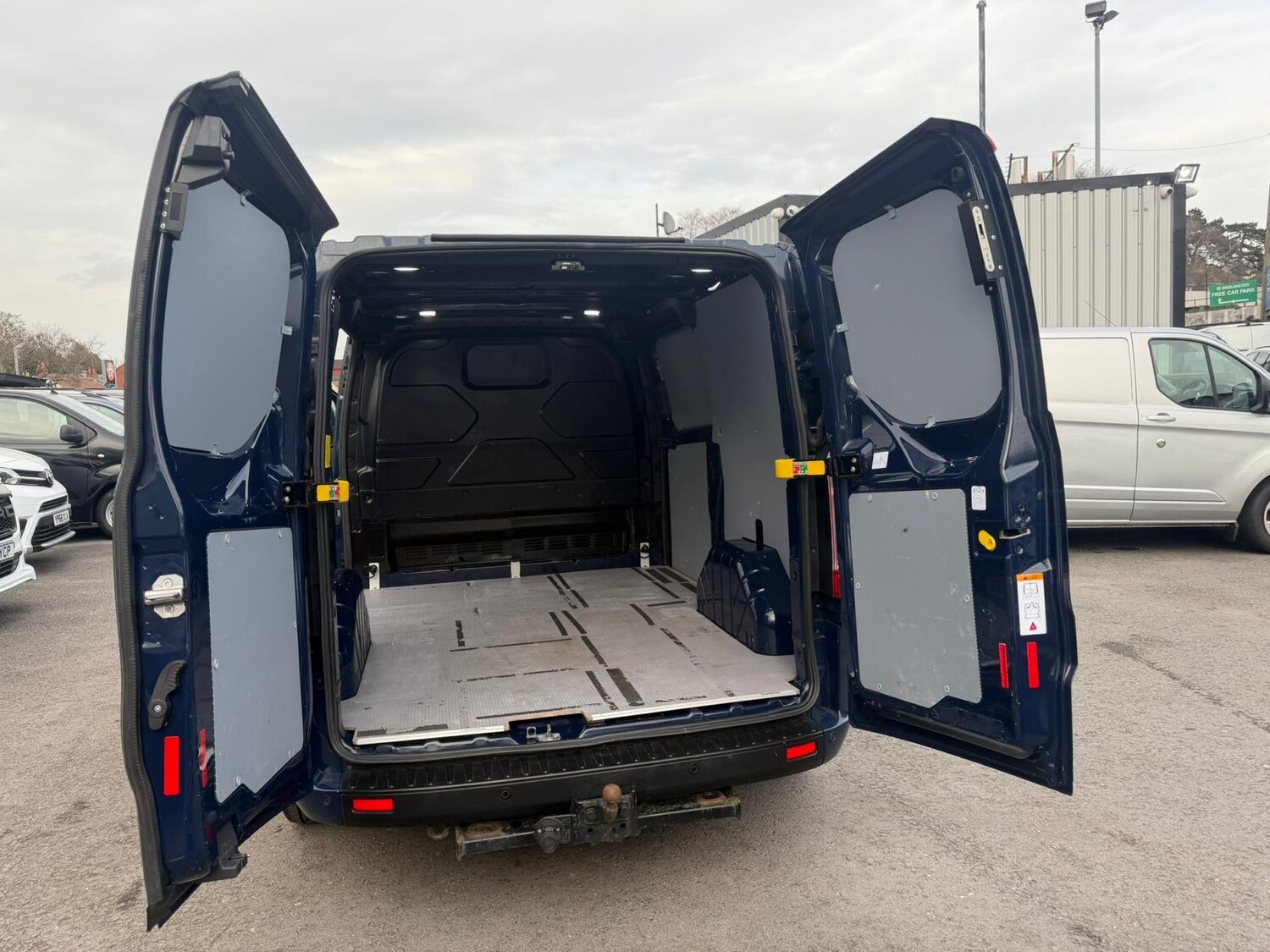 Used Ford Transit Custom 2019 for sale - 77799766: Photo 9