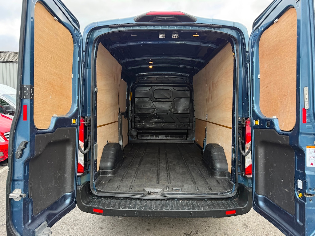 Used Ford Transit 2020 for sale - 76532389: Photo 9